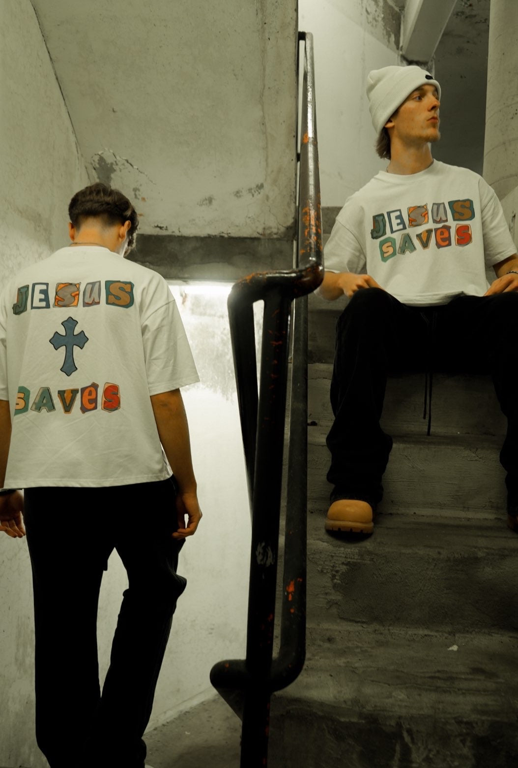 "Jesus Saves" Oversized cropped Tee
