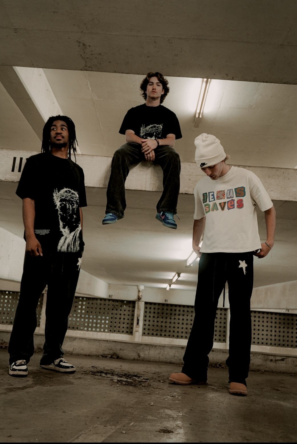 "Jesus Saves" Oversized cropped Tee